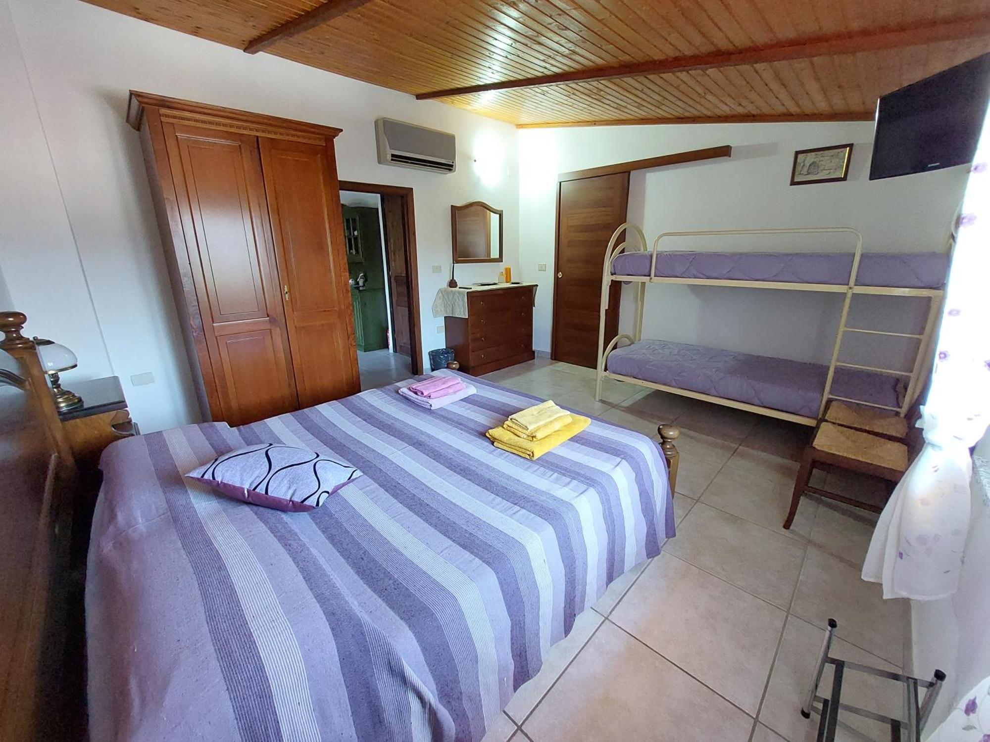 Casa L' Antico Ulivo Apartment Иглесиас Екстериор снимка